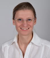 Lora Germanova, Fachzahnärztin für Oralchirurgie